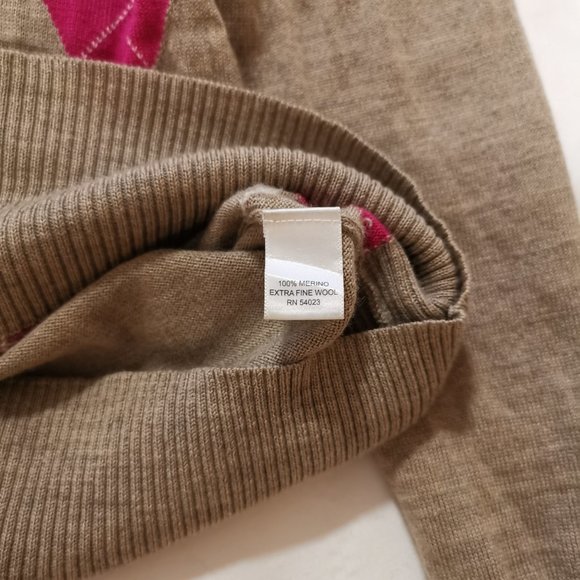 Banana Republic 100% merino wool V-neck sweater - Picture 3 of 5